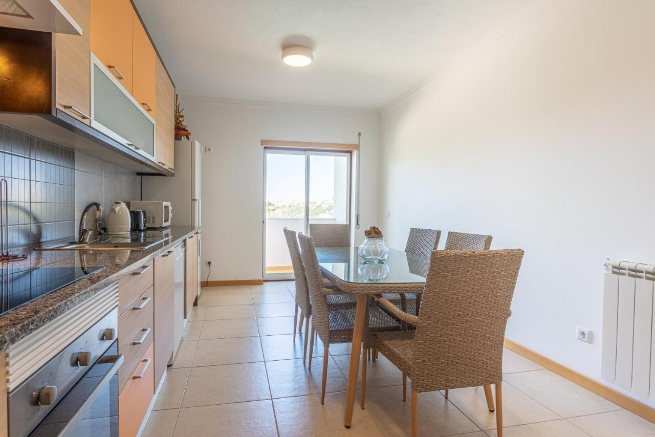 T2 Branquinho Apartment Nazare Bagian luar foto