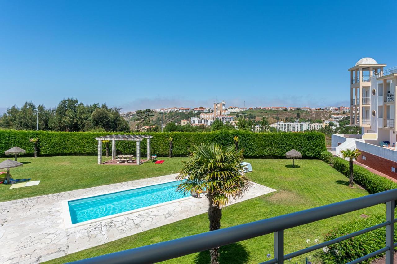 T2 Branquinho Apartment Nazare Bagian luar foto